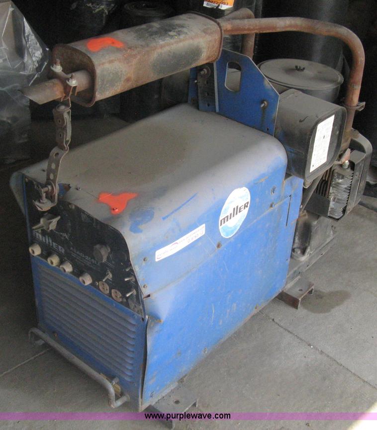 image for item G9763 Miller AEAD-200LE welder/generator