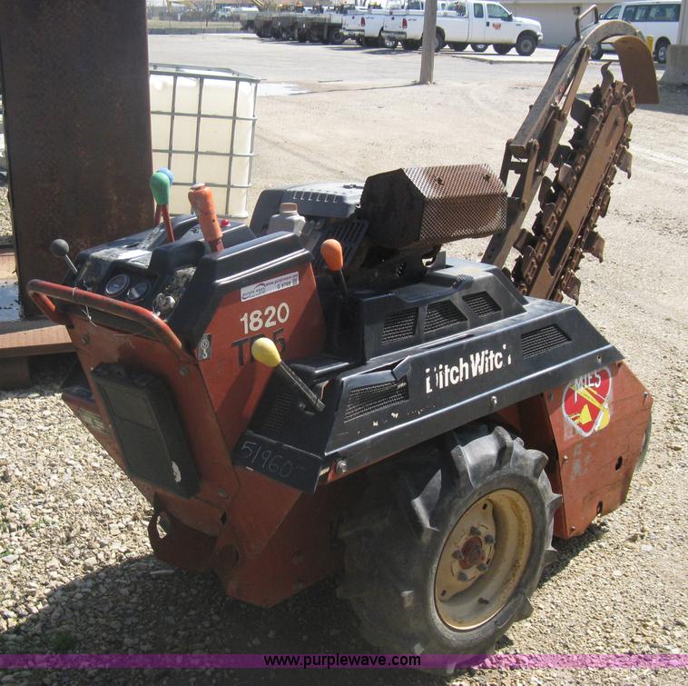 image for item G9769 Ditch Witch 1820H walk behind trencher