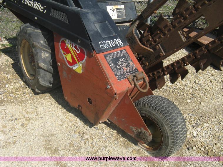 image for item G9769 Ditch Witch 1820H walk behind trencher