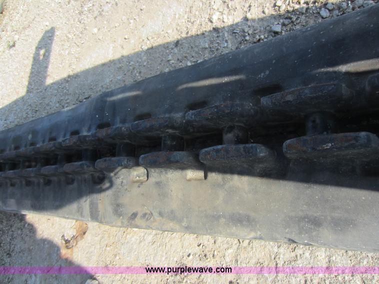 image for item H9760 Komatsu PC15 MR-7 rubber track