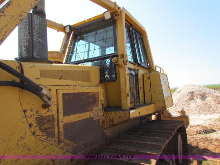 image for item N9016 1995 John Deere 850B LT dozer