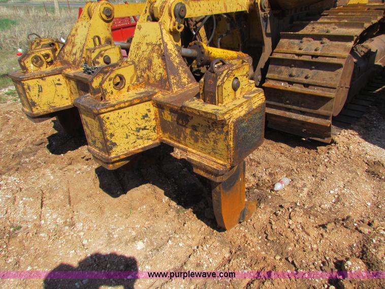 image for item N9016 1995 John Deere 850B LT dozer
