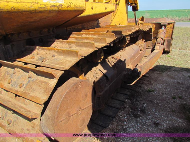 image for item N9016 1995 John Deere 850B LT dozer