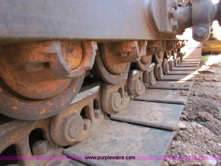 image for item N9016 1995 John Deere 850B LT dozer