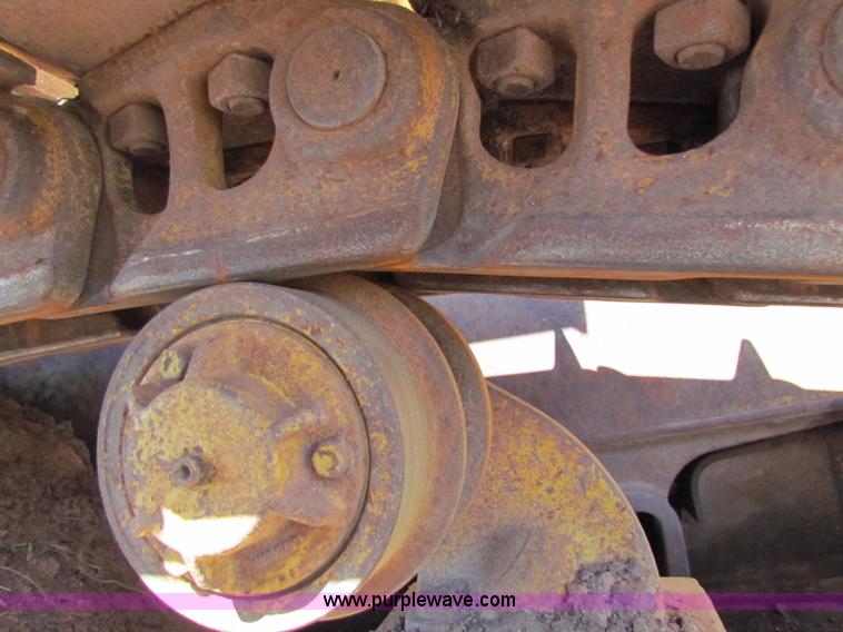 image for item N9016 1995 John Deere 850B LT dozer