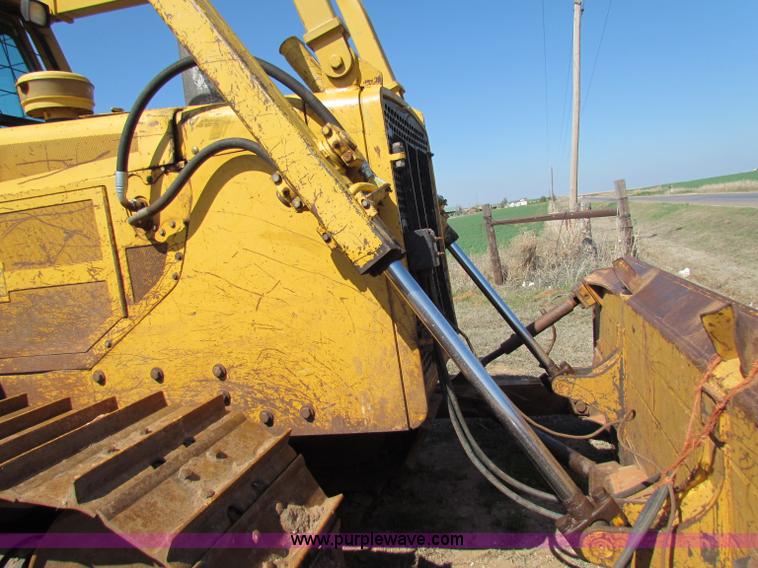 image for item N9016 1995 John Deere 850B LT dozer