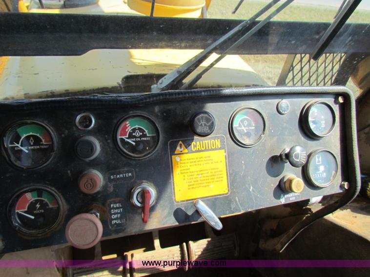 image for item N9016 1995 John Deere 850B LT dozer