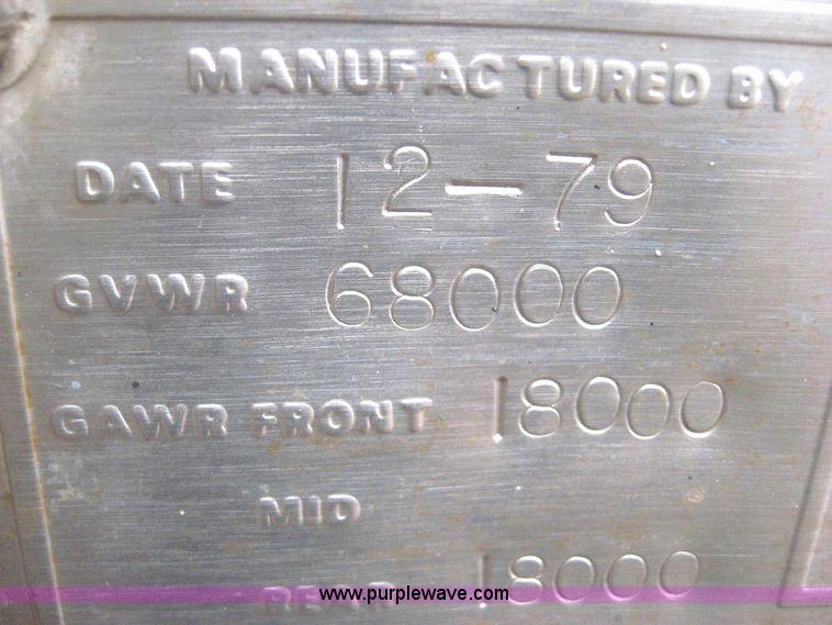 image for item 3779 1980 Guthrie 42' grain trailer