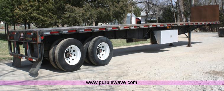 image for item A6797 2000 Lufkin FLIIST flatbed trailer