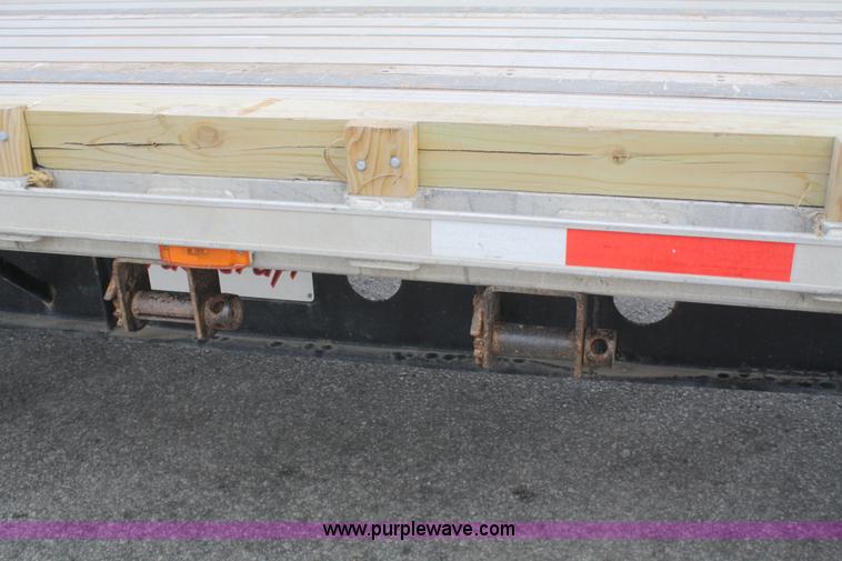 image for item A6831 2006 Transcraft aluminum drop deck trailer