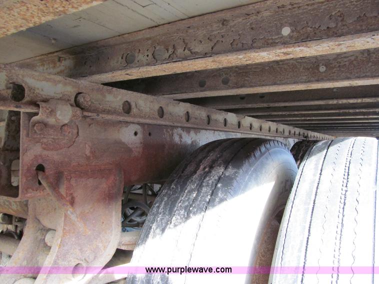 image for item A8078 1996 Great Dane 48' tandem axle van trailer