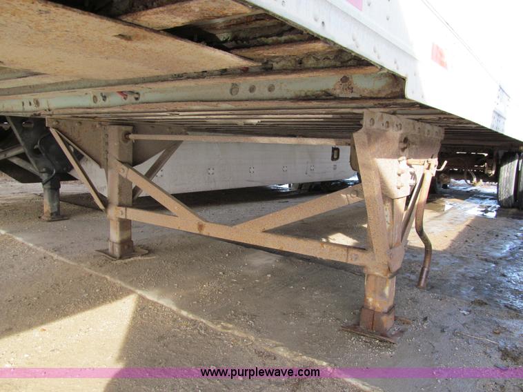 image for item A8078 1996 Great Dane 48' tandem axle van trailer