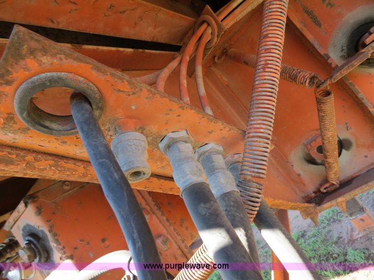 image for item B2271 1996 Great Dane expandable flatbed trailer