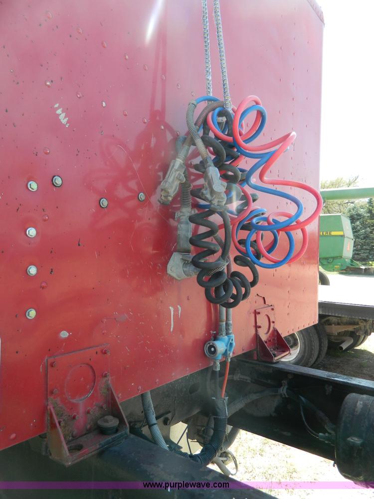 image for item B3608 1988 Freightliner FLC-64T semi truck