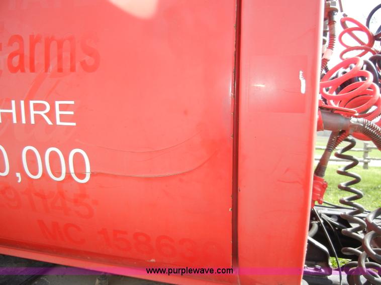 image for item C4381 1988 GMC TopKick 7000 semi truck