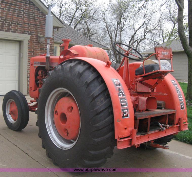 image for item A6143 1947 Case LA tractor