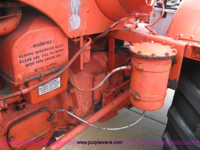 image for item A6143 1947 Case LA tractor