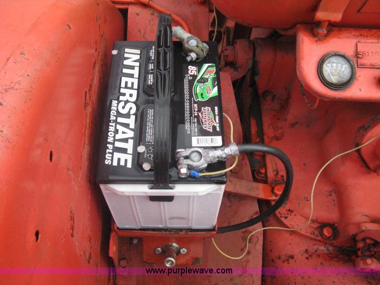 image for item A6143 1947 Case LA tractor