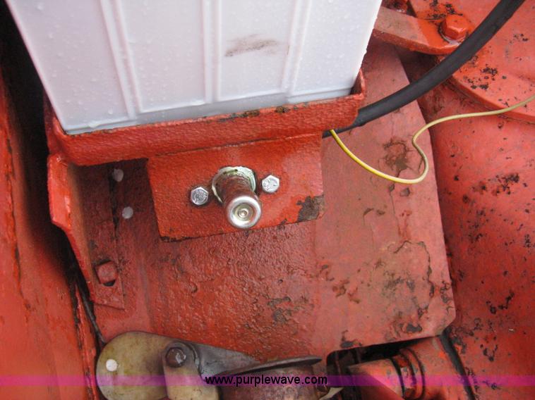 image for item A6143 1947 Case LA tractor