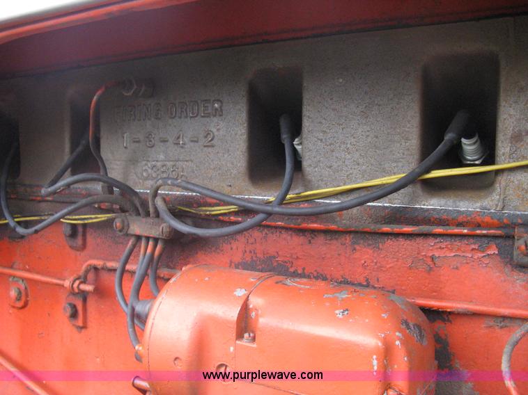 image for item A6143 1947 Case LA tractor