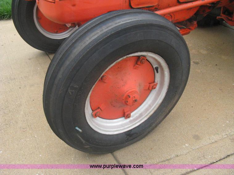 image for item A6143 1947 Case LA tractor