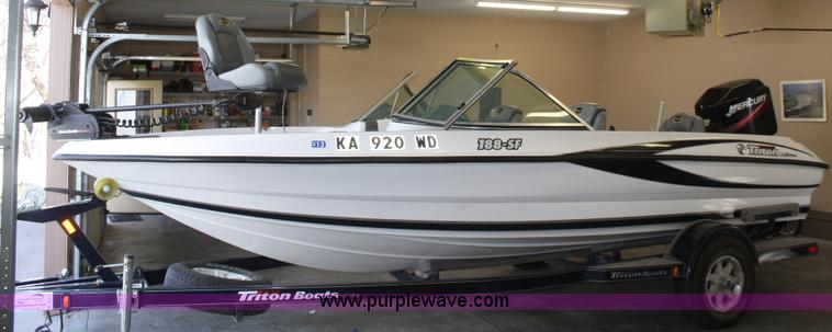 image for item A6815 2007 Triton 188-SF 18' boat