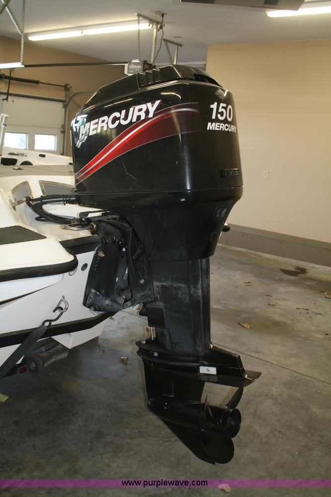 image for item A6815 2007 Triton 188-SF 18' boat