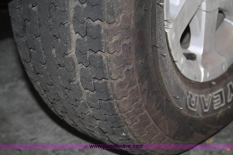 image for item A6815 2007 Triton 188-SF 18' boat