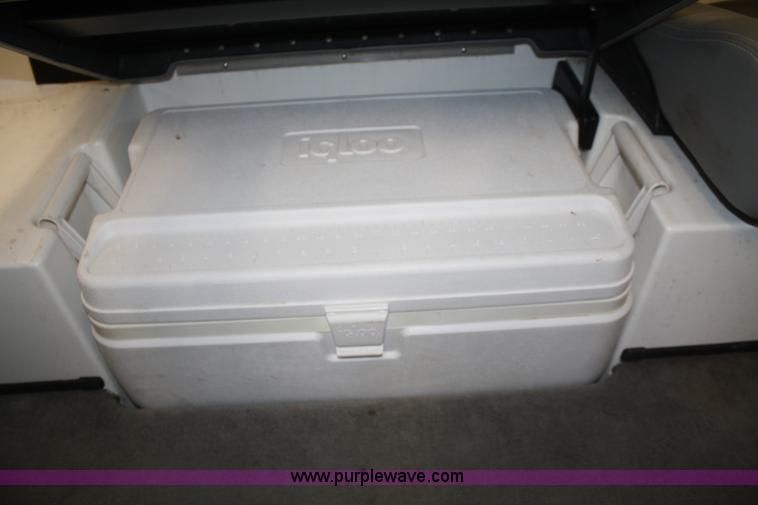 image for item A6815 2007 Triton 188-SF 18' boat