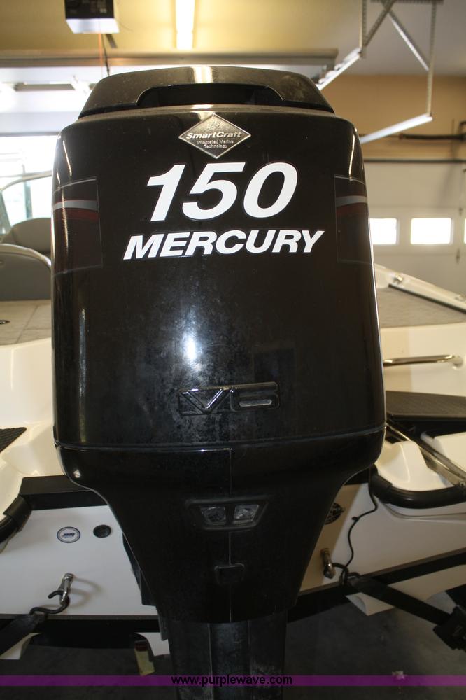 image for item A6815 2007 Triton 188-SF 18' boat