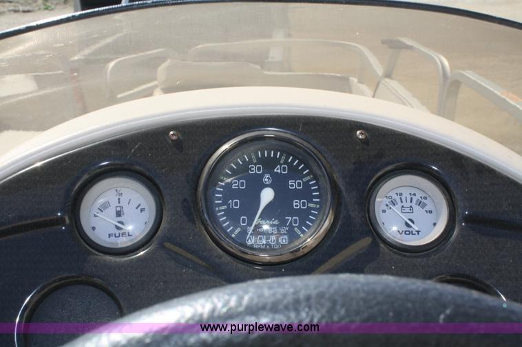 image for item A6816 2000 Manitou 20' pontoon boat