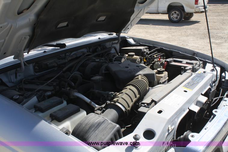 image for item A6821 2005 Ford Ranger XLT SuperCab pickup truck