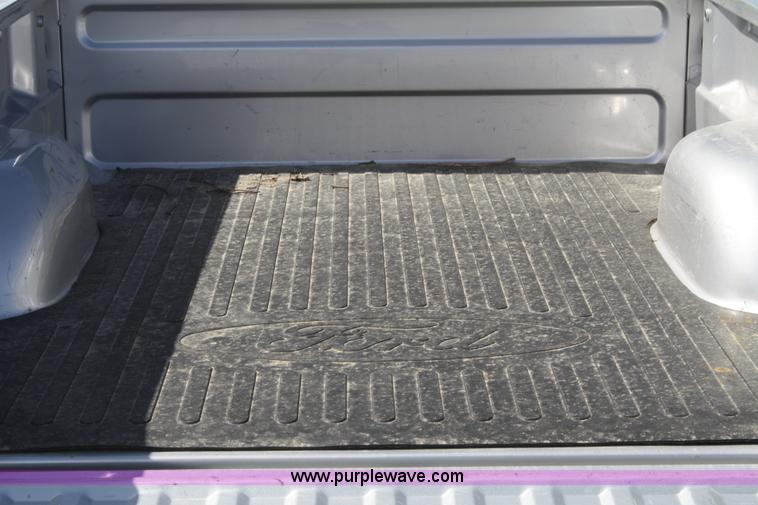 image for item A6821 2005 Ford Ranger XLT SuperCab pickup truck