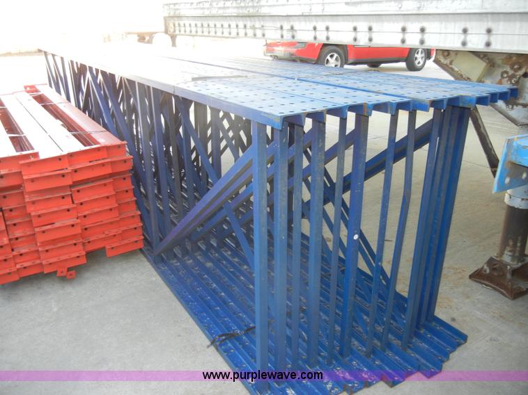image for item A6865 Pallet racking