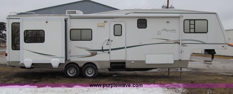 image for item A8199 2002 Western Alpenlite Limited 36RL fifth wheel camper