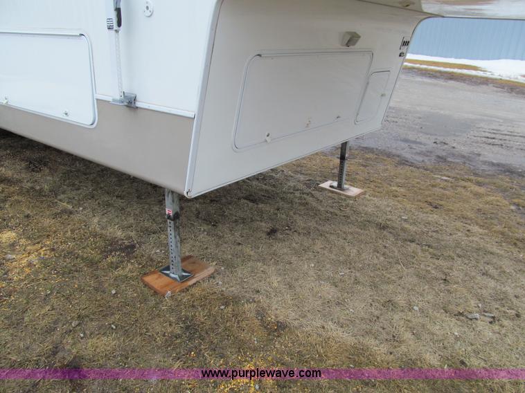 image for item A8199 2002 Western Alpenlite Limited 36RL fifth wheel camper