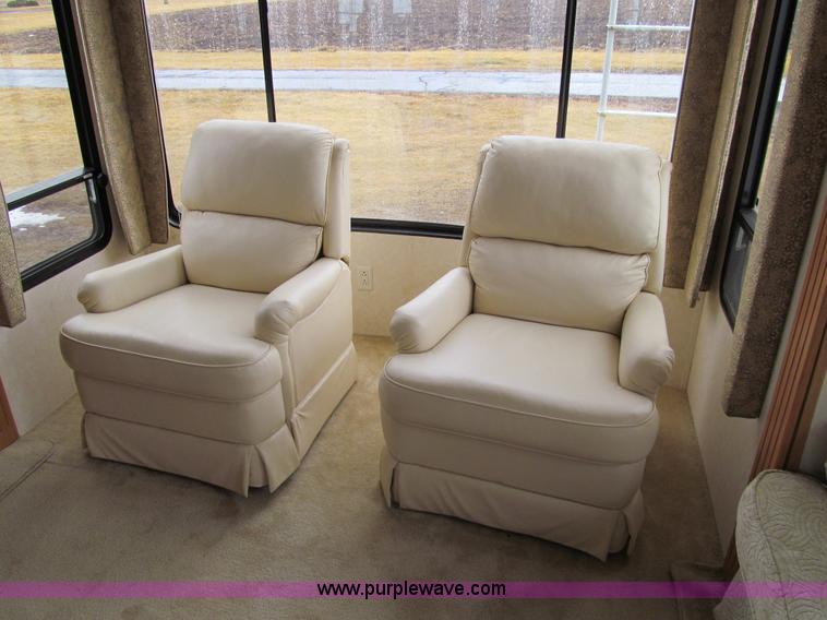 image for item A8199 2002 Western Alpenlite Limited 36RL fifth wheel camper