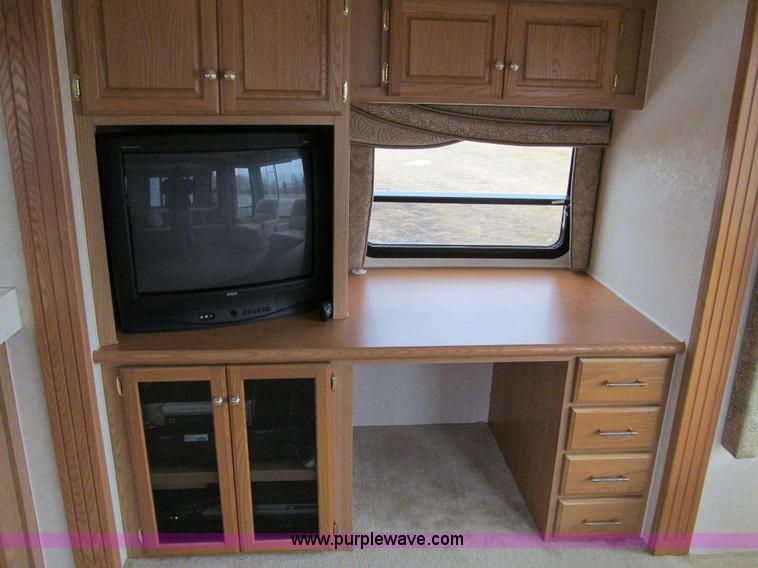 image for item A8199 2002 Western Alpenlite Limited 36RL fifth wheel camper