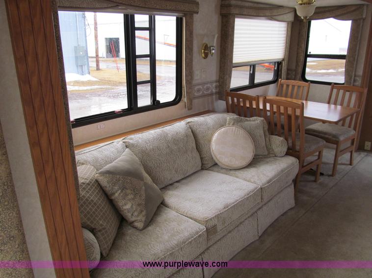 image for item A8199 2002 Western Alpenlite Limited 36RL fifth wheel camper