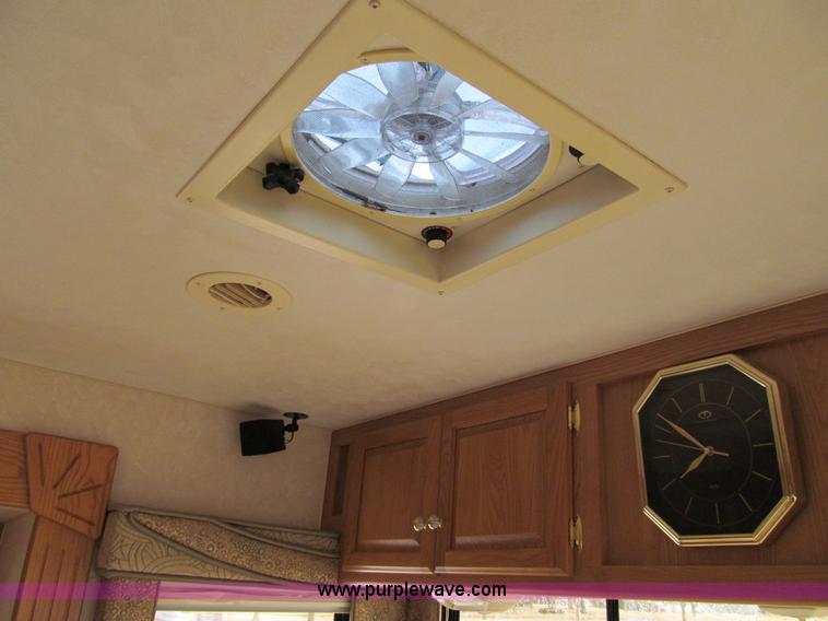 image for item A8199 2002 Western Alpenlite Limited 36RL fifth wheel camper