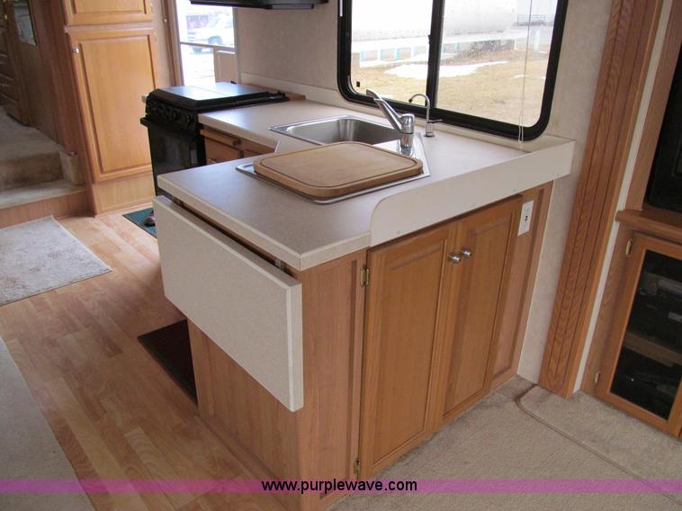 image for item A8199 2002 Western Alpenlite Limited 36RL fifth wheel camper