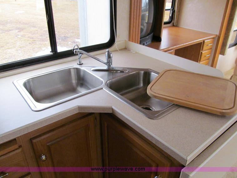 image for item A8199 2002 Western Alpenlite Limited 36RL fifth wheel camper