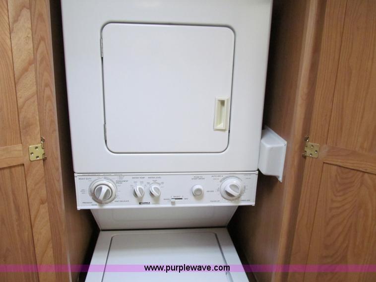 image for item A8199 2002 Western Alpenlite Limited 36RL fifth wheel camper