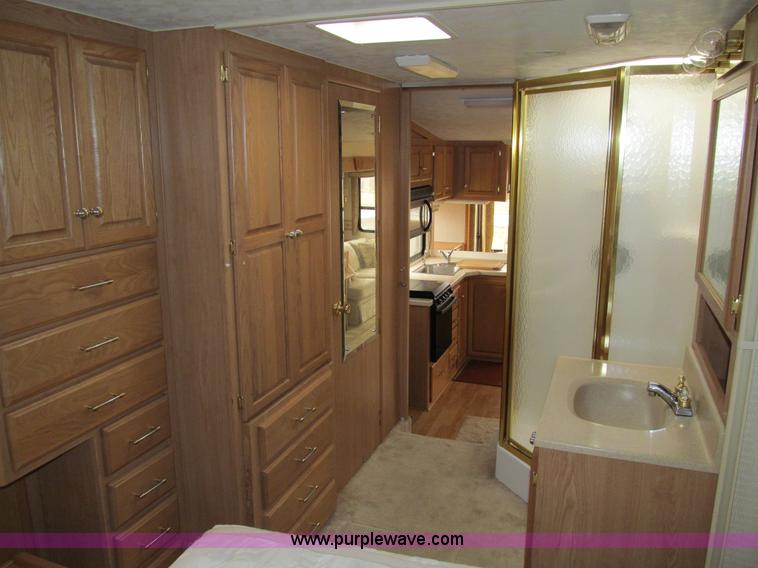 image for item A8199 2002 Western Alpenlite Limited 36RL fifth wheel camper