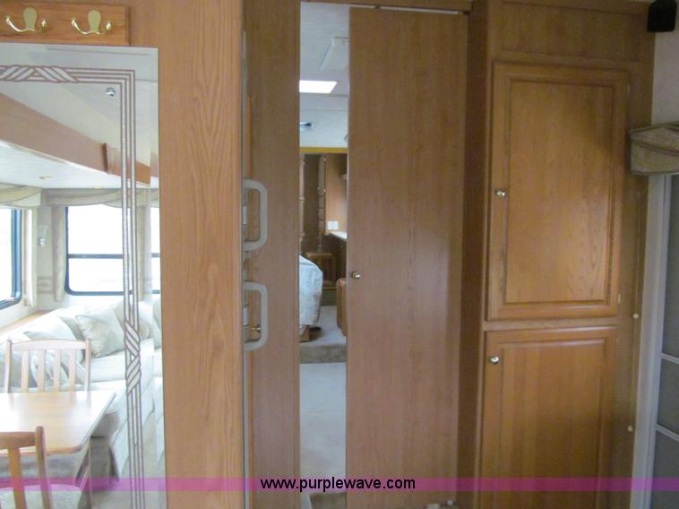 image for item A8199 2002 Western Alpenlite Limited 36RL fifth wheel camper