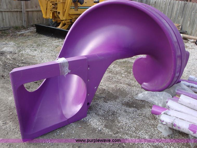 image for item B1083 Sportsplay playground equipment