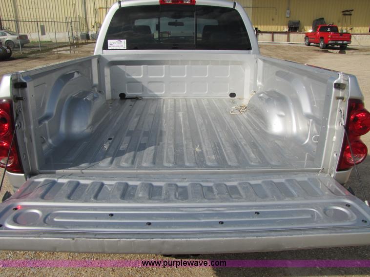 image for item B2263 2008 Dodge Ram 2500 quad cab pickup truck