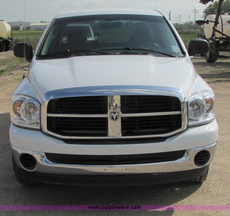 image for item B2264 2007 Dodge Ram 1500 quad cab pickup truck