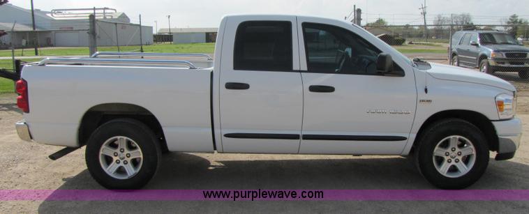 image for item B2264 2007 Dodge Ram 1500 quad cab pickup truck