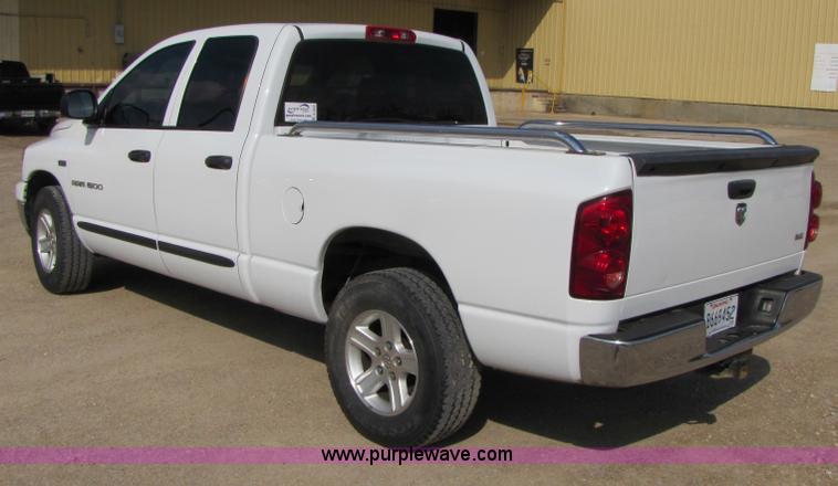 image for item B2264 2007 Dodge Ram 1500 quad cab pickup truck